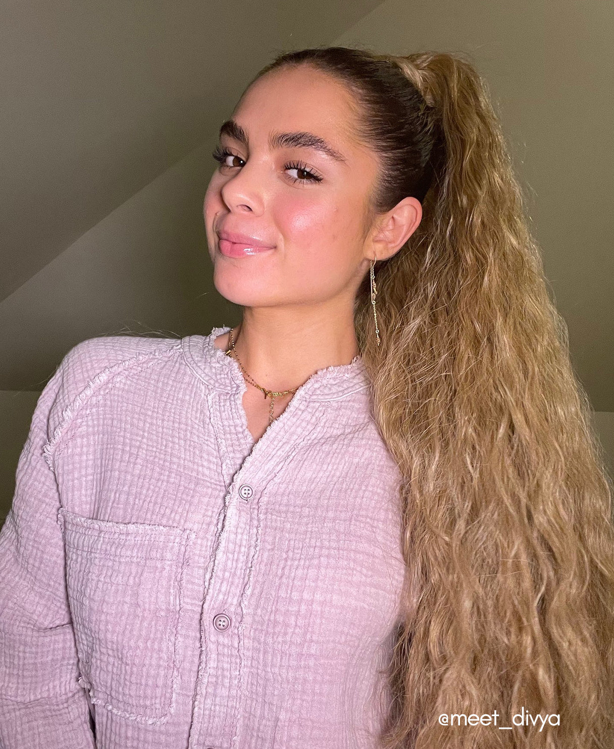 vegan fiber long wavy ponytail - ash blonde 26".