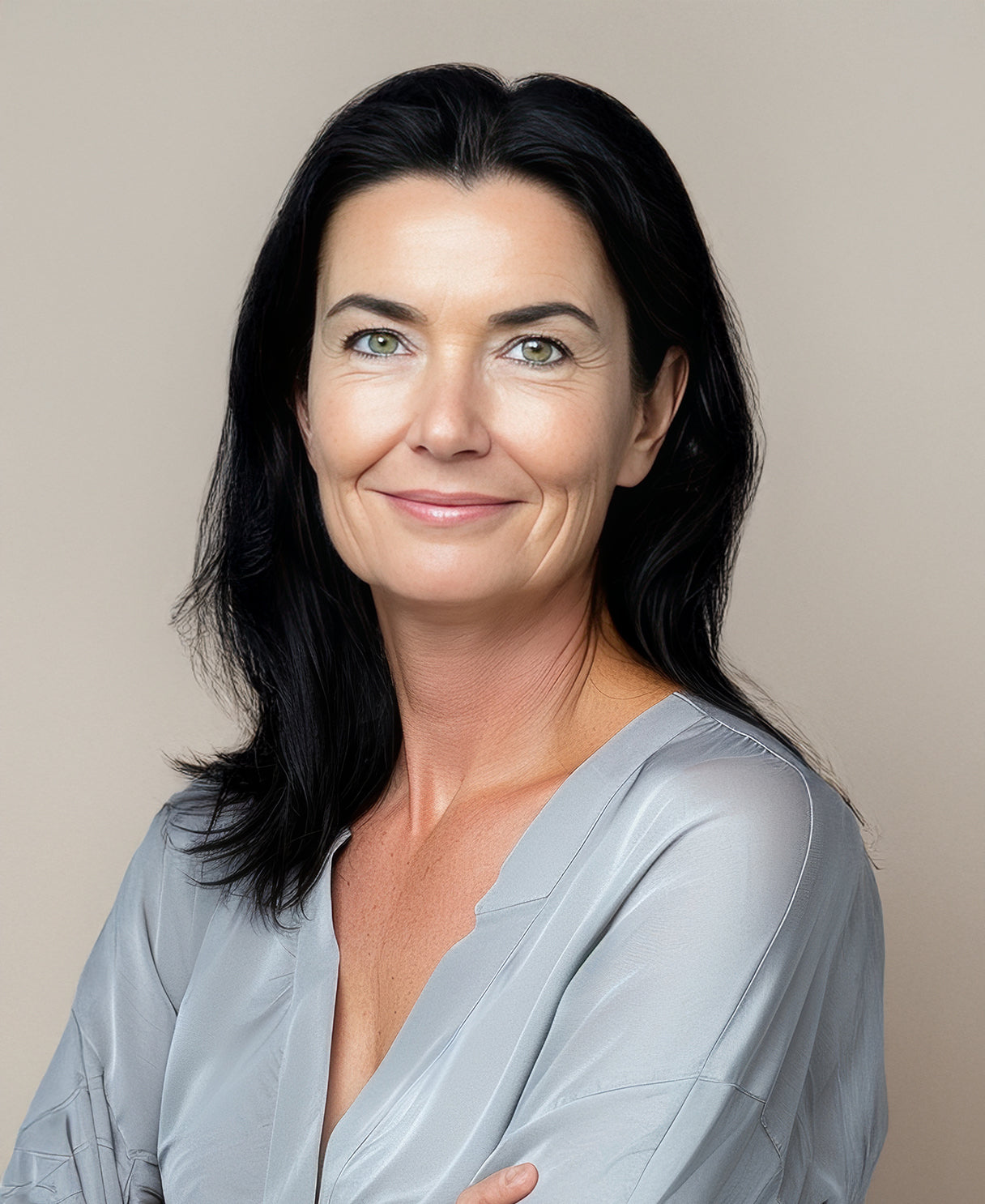 hair topper 12" jet black.