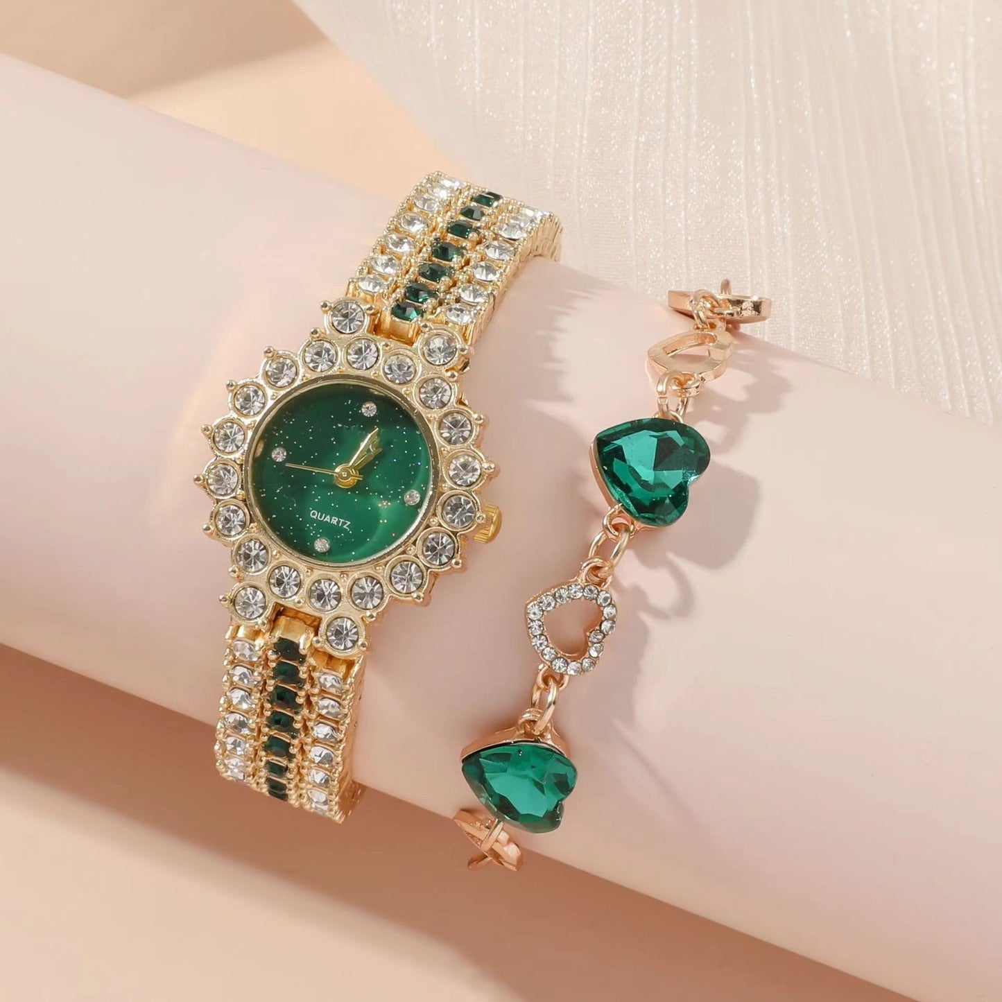Sainishops™Popular Small Green Women s Quartz Watch Set