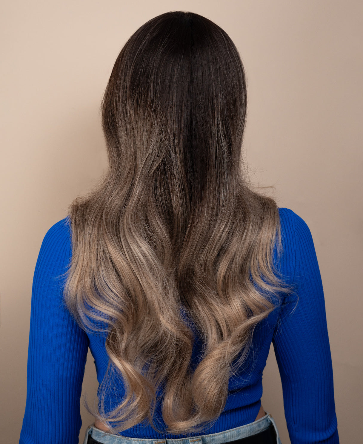 vegan fiber wig - 24" dimensional ash melt.