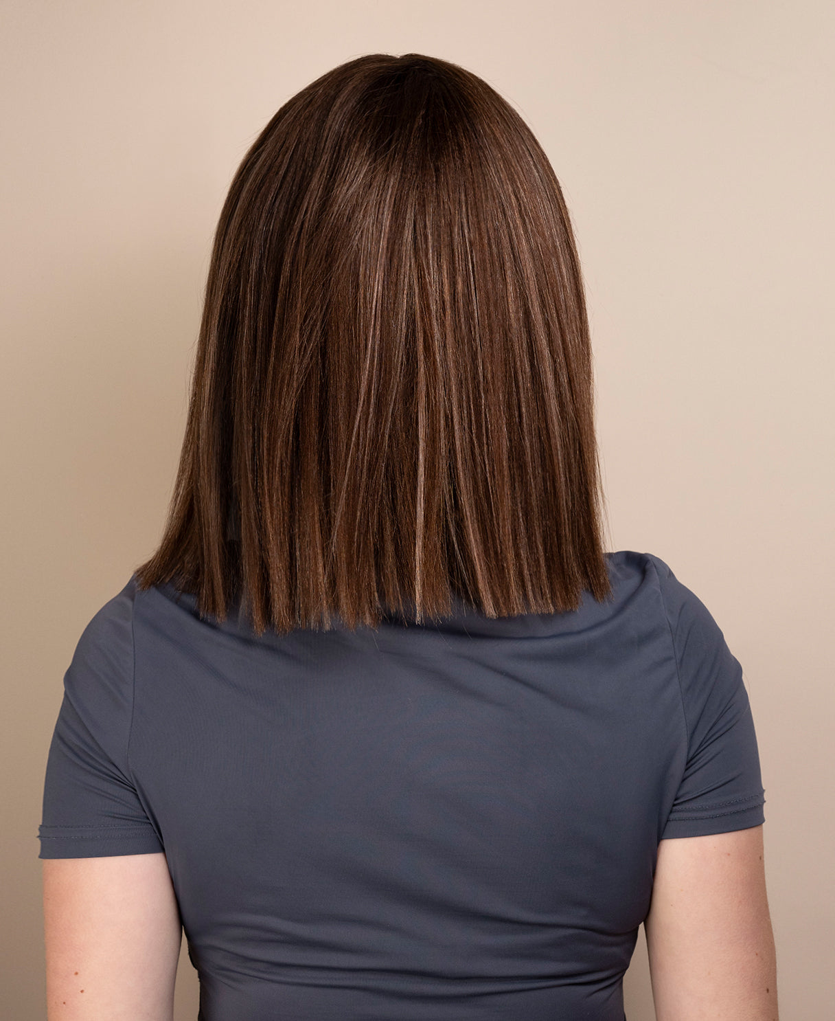 bob wig with fringe - 12" highlighted ash brown.