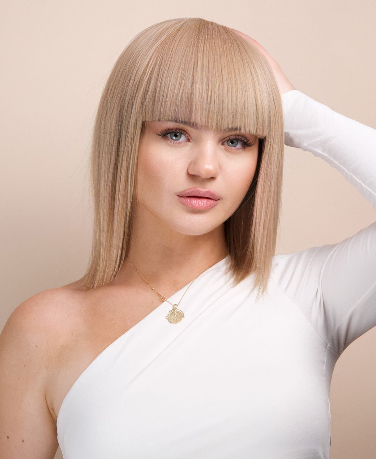 bob wig with fringe - 10" ash blonde.
