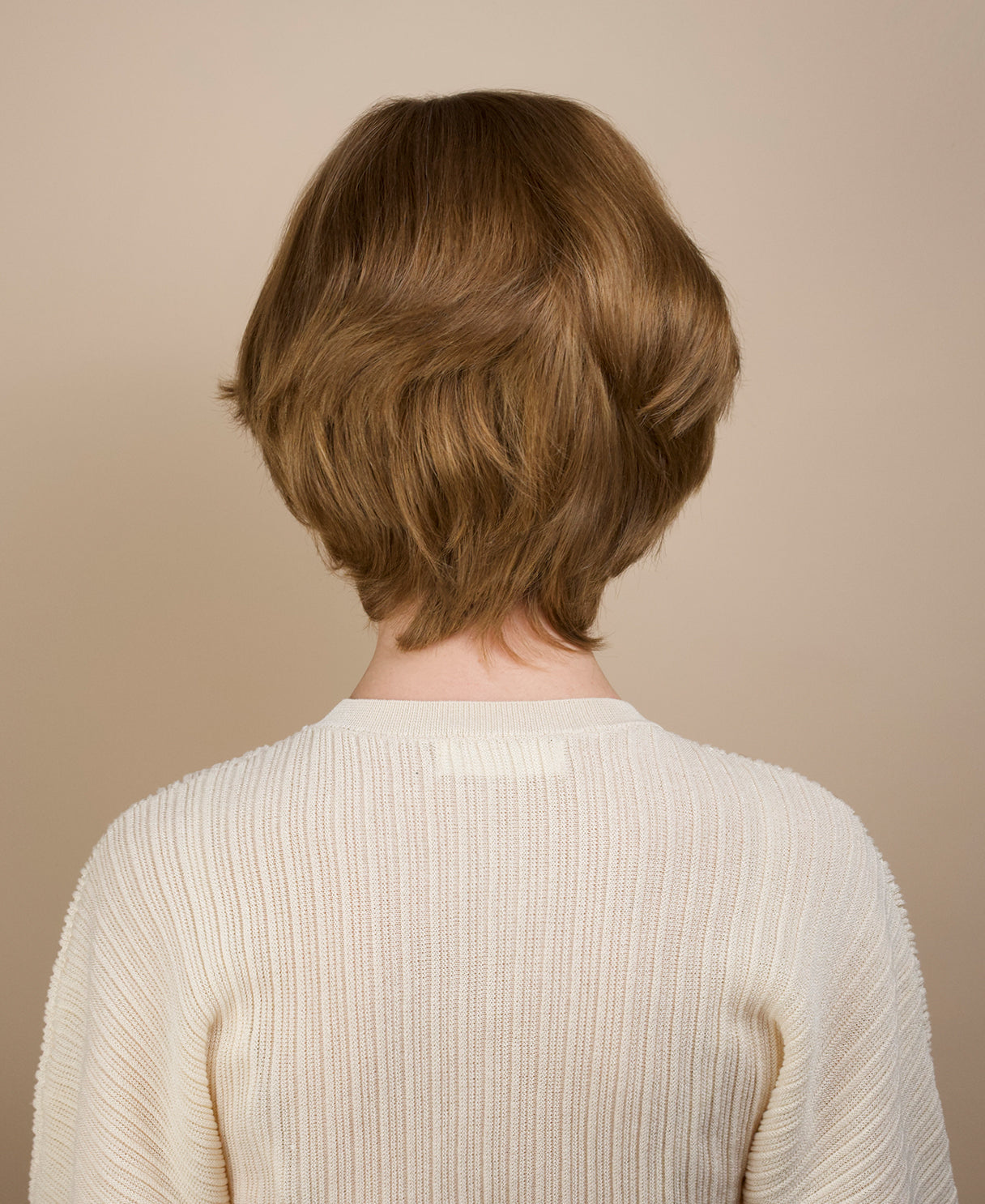 european virgin hair wig - 6" warm blonde.