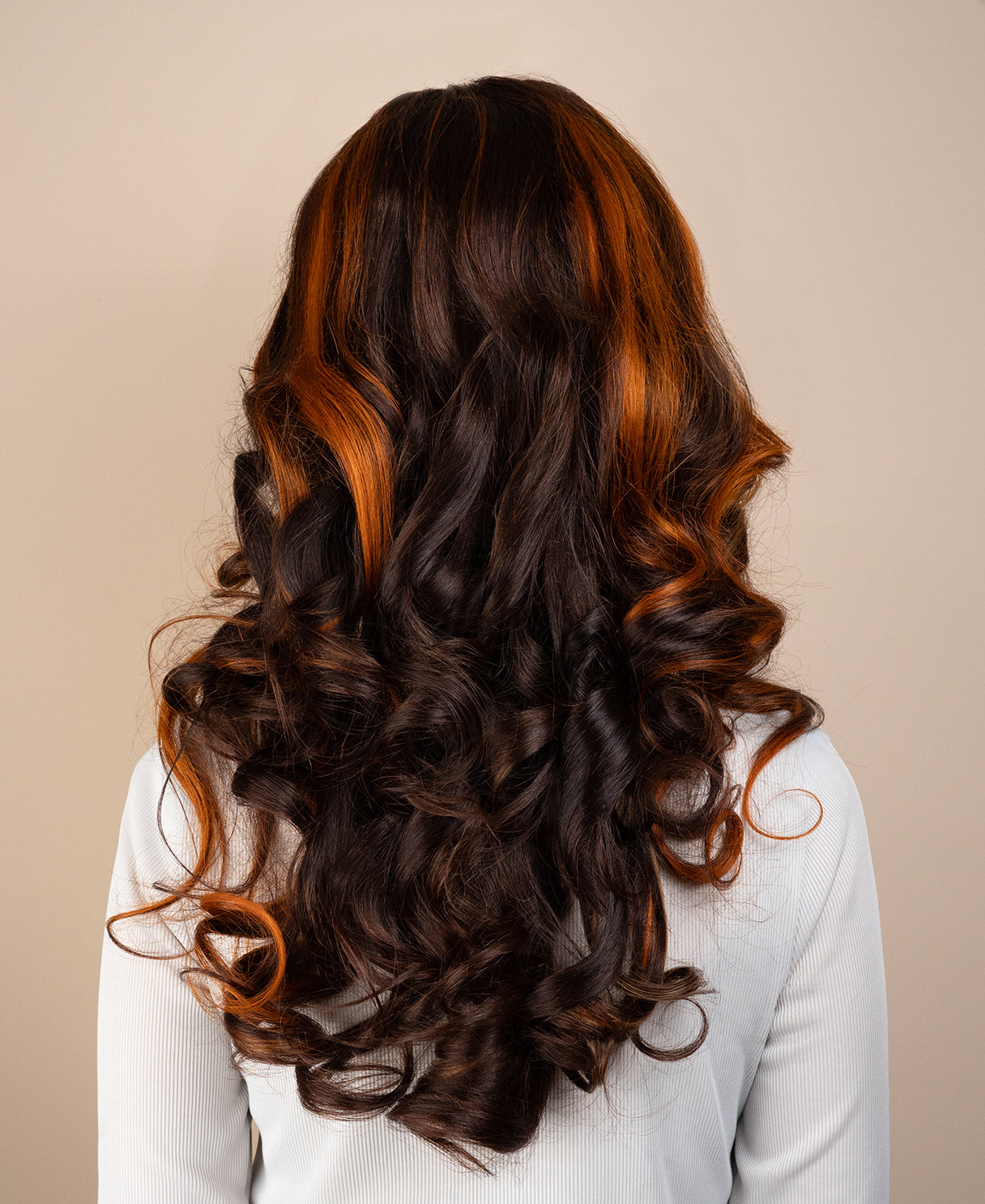 lace front wavy human wig - 18" copper highlights.