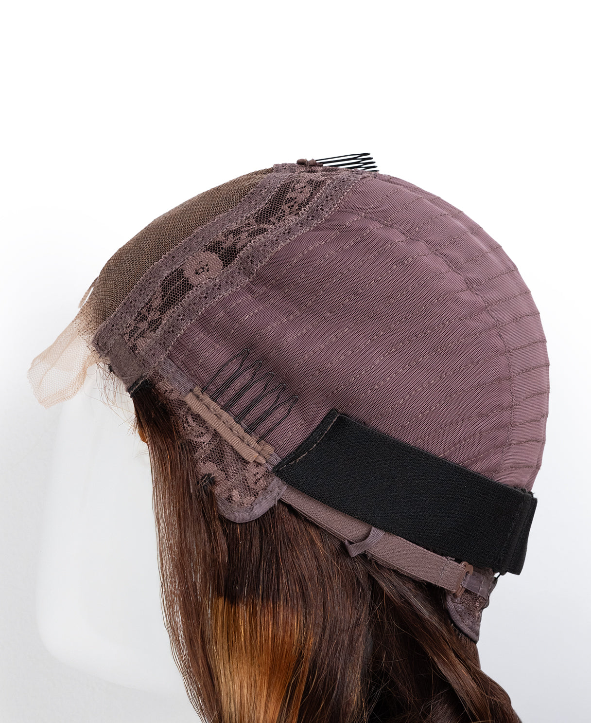 bouncy curls front lace wig - 18" bronde moneypiece.