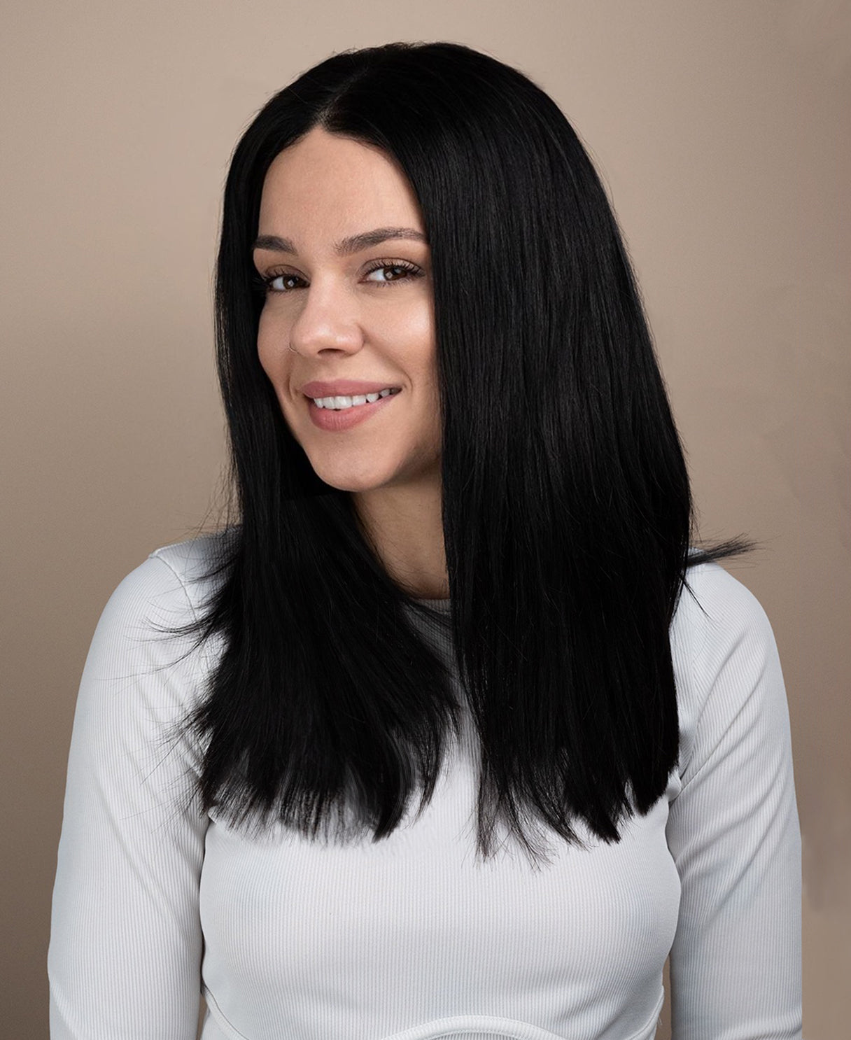 5x5 lace front blunt cut wig - 14" natural black.
