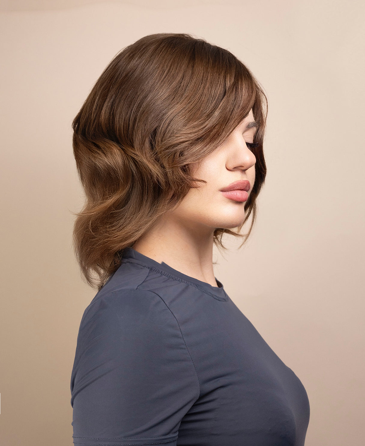 european virgin hair wig - 8" light brown.