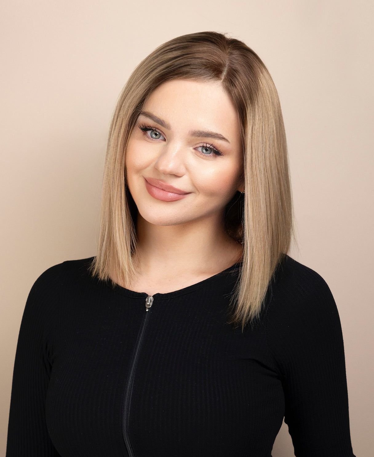 bob human wig - 10" rooted dirty blonde.