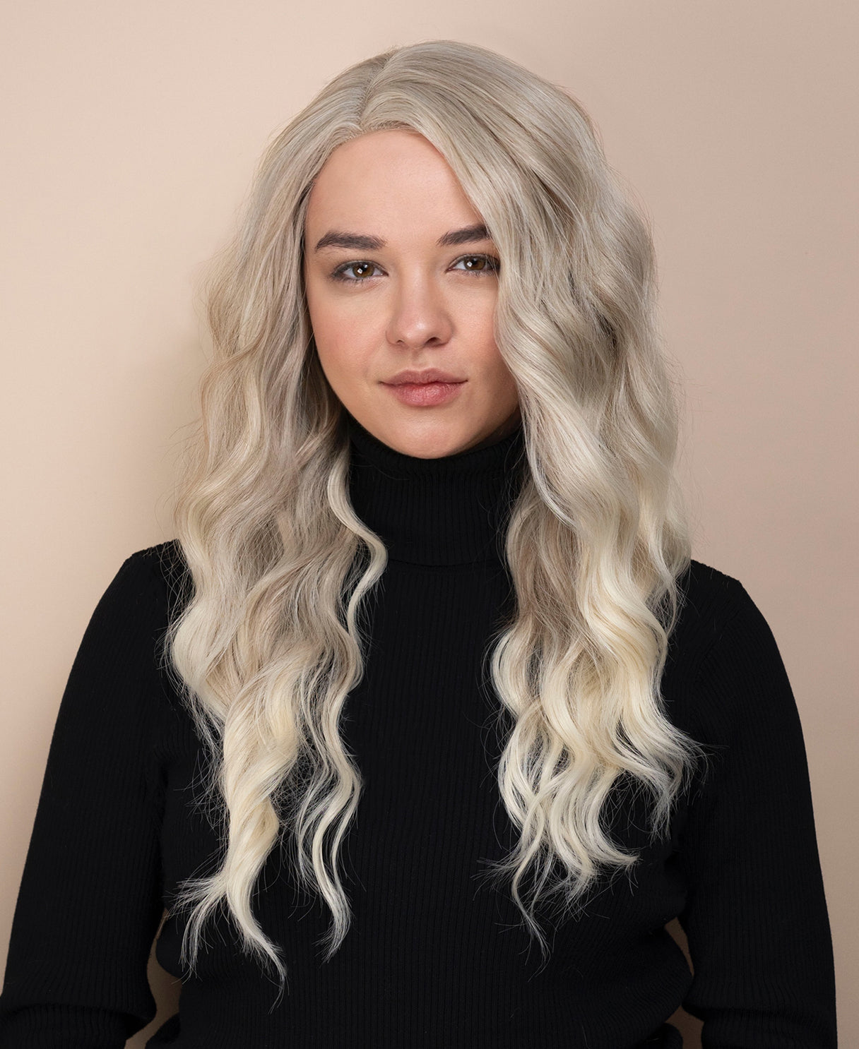 vegan fiber wig - 24" wavy scandinavian balayage.