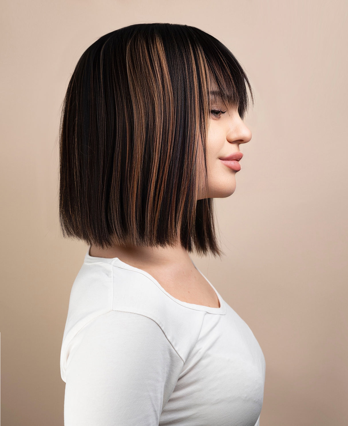 bob wig with fringe - 12" highlighted brown.