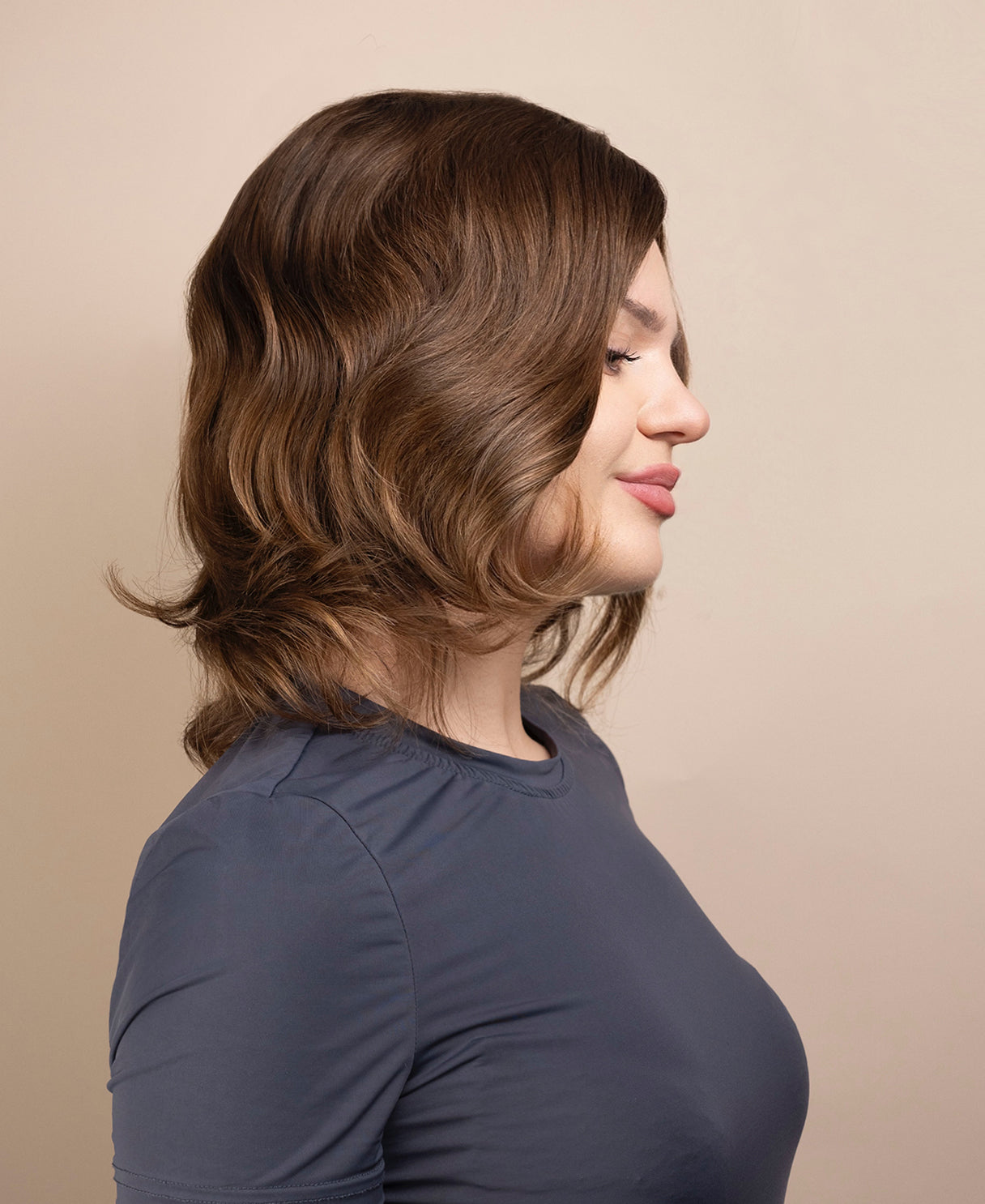 european virgin hair wig - 10" dark blonde.