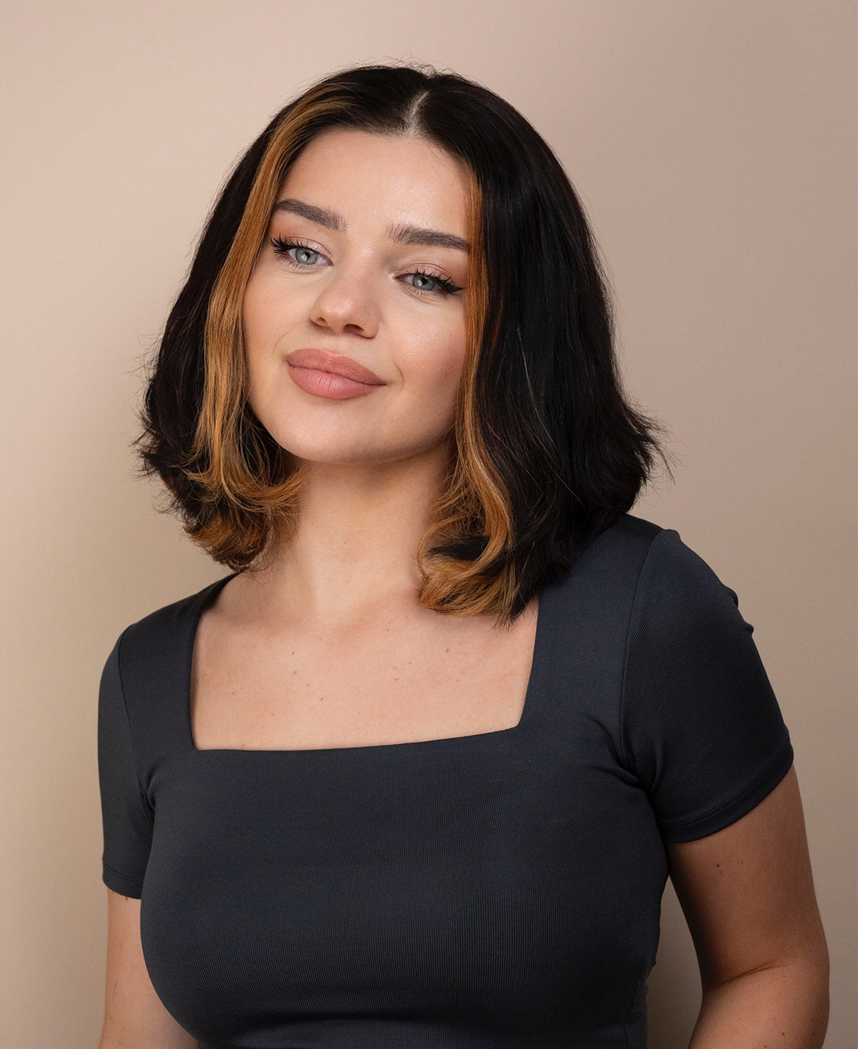 lace front bob human wig - 12" dark moneypiece.