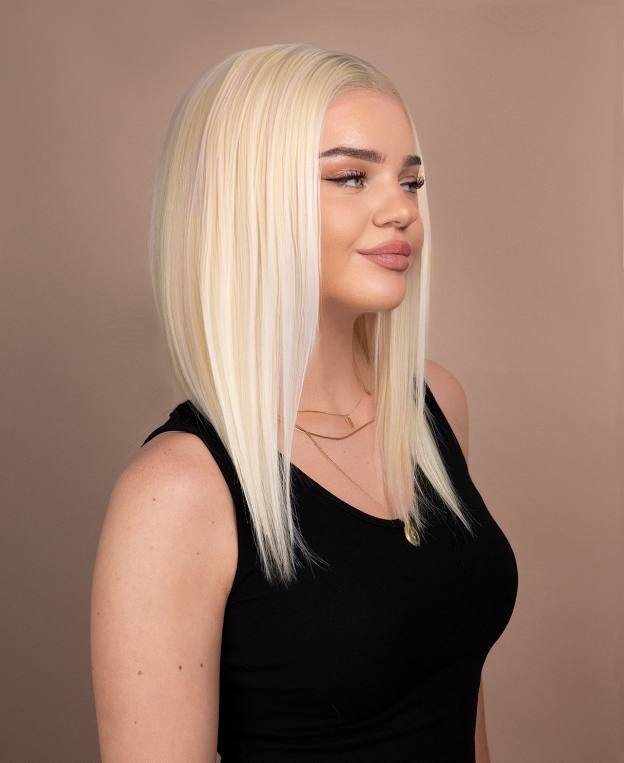 put on & go pre-cut lace human wig - 14" light blonde.