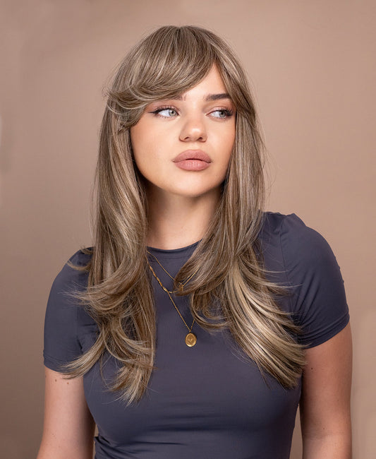 vegan fiber layered wig 23" ash blonde.