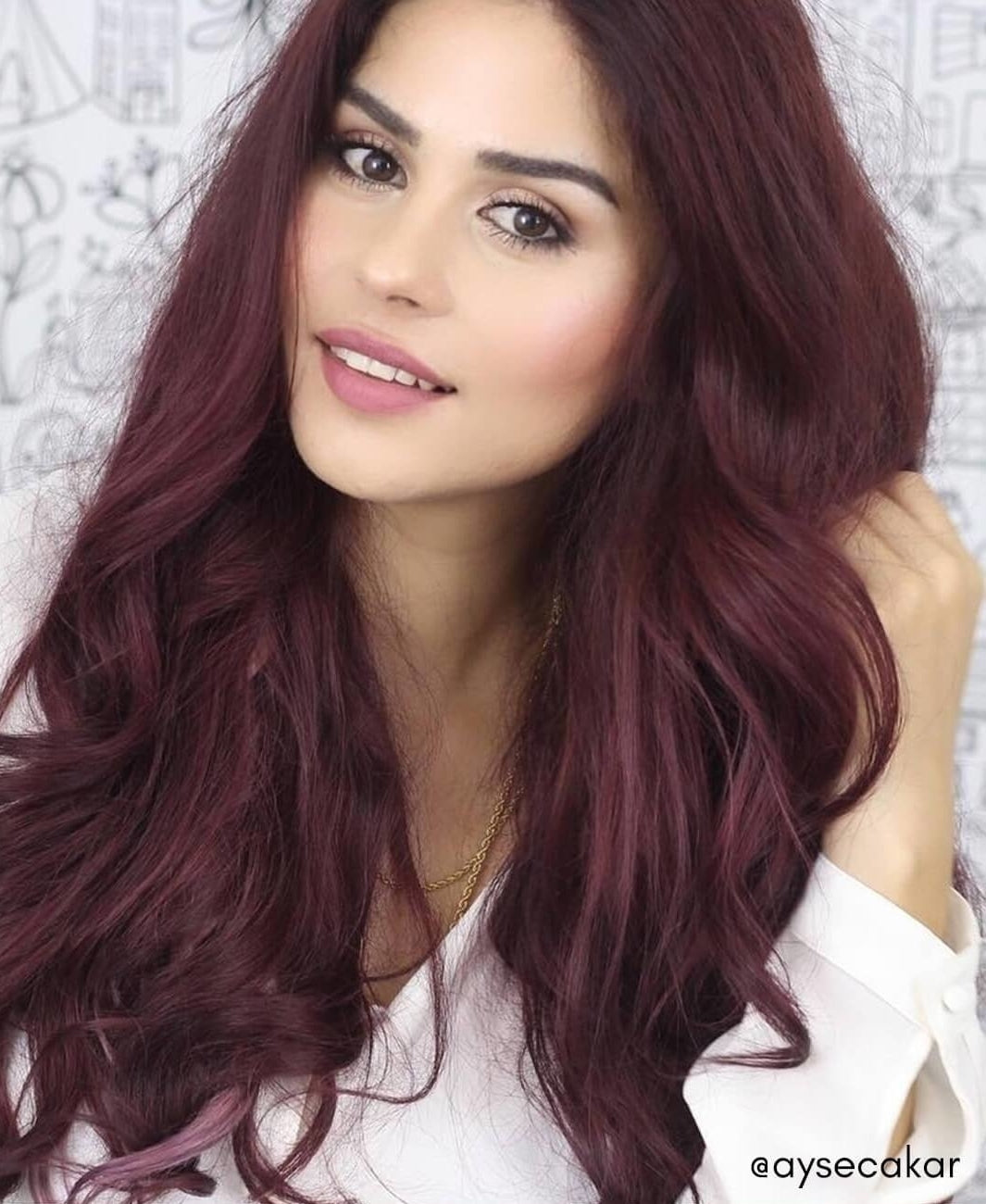 invisible clip-in hair extensions cherry red.