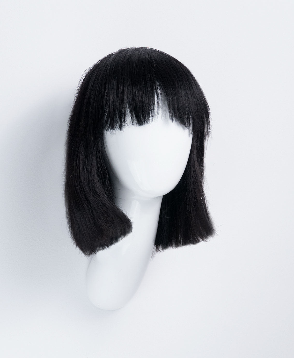 bob wig with fringe - 10" jet black.