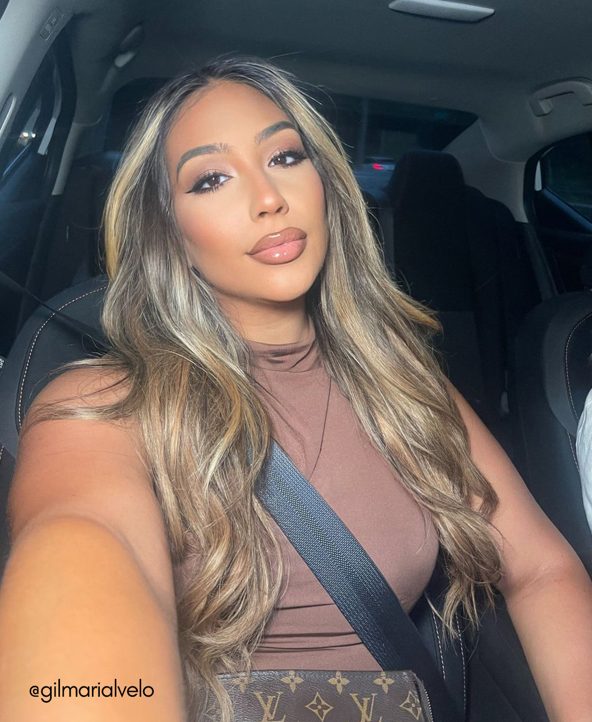 tape-in hair extensions ash blonde.