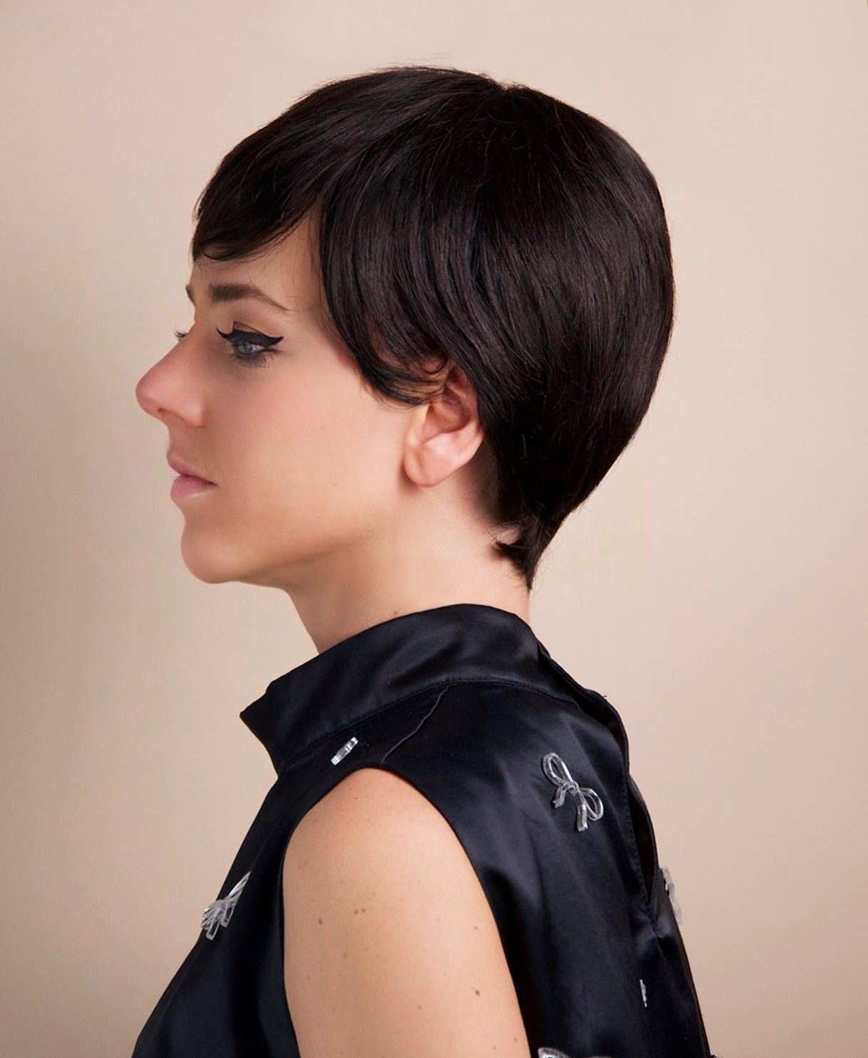 pixie human wig with bangs - 4" black.