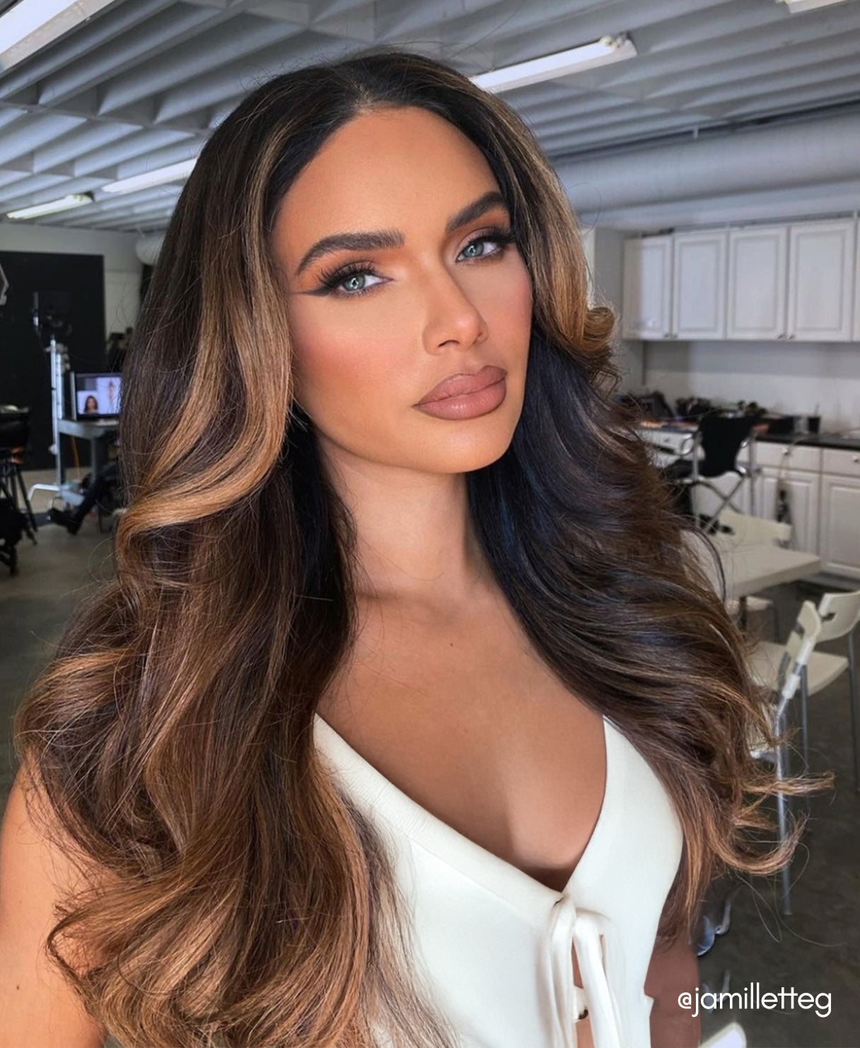 invisible clip-in hair extensions brown melt.