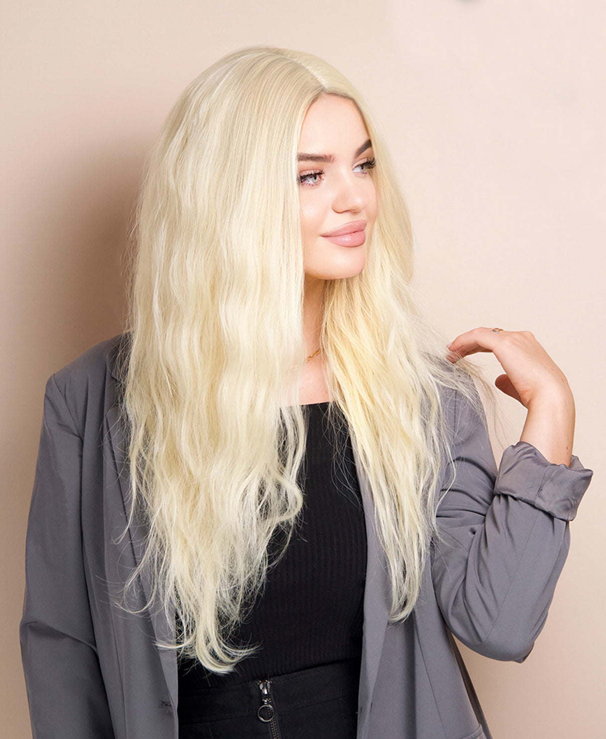 vegan fiber heatless wave wig - 24" light blonde.