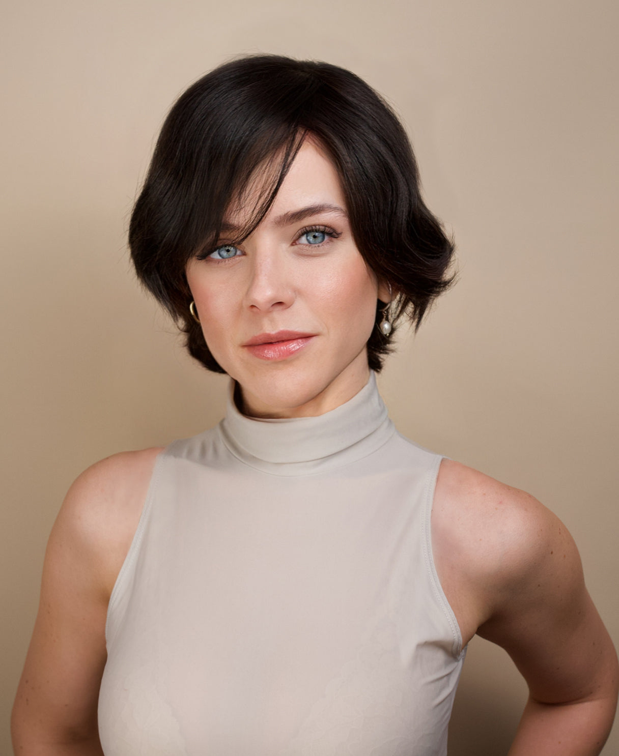 european virgin hair wig - 6" natural black.