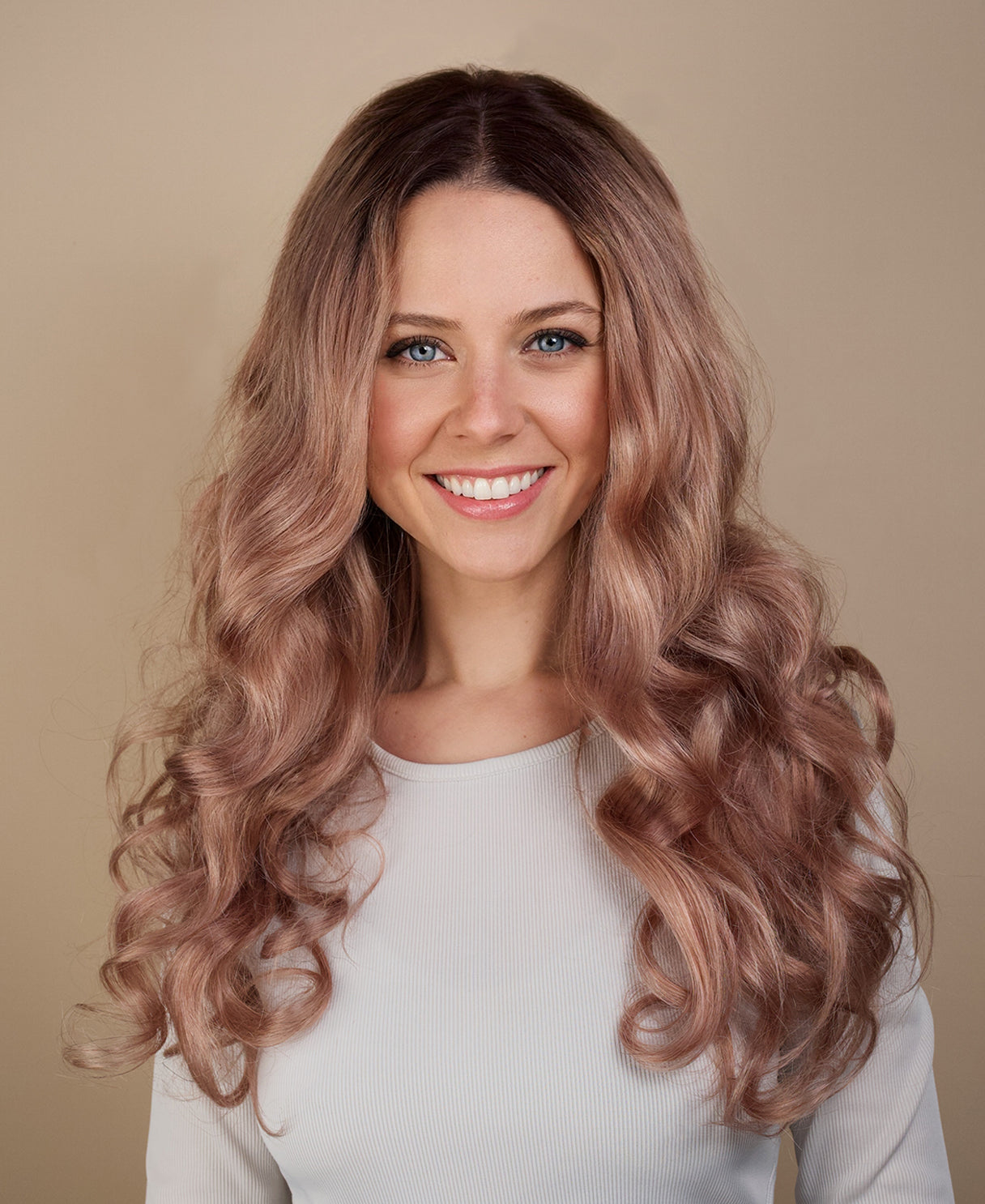 lace front wavy human wig - 22" rooted rosé.