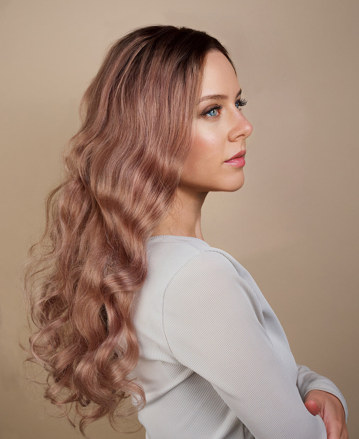 lace front wavy human wig - 22" rooted rosé.