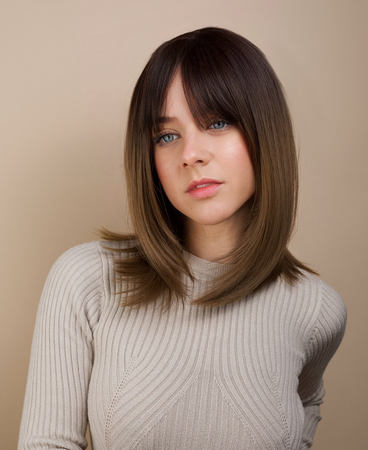 vegan fiber wig - 16" brown melt with fringe.