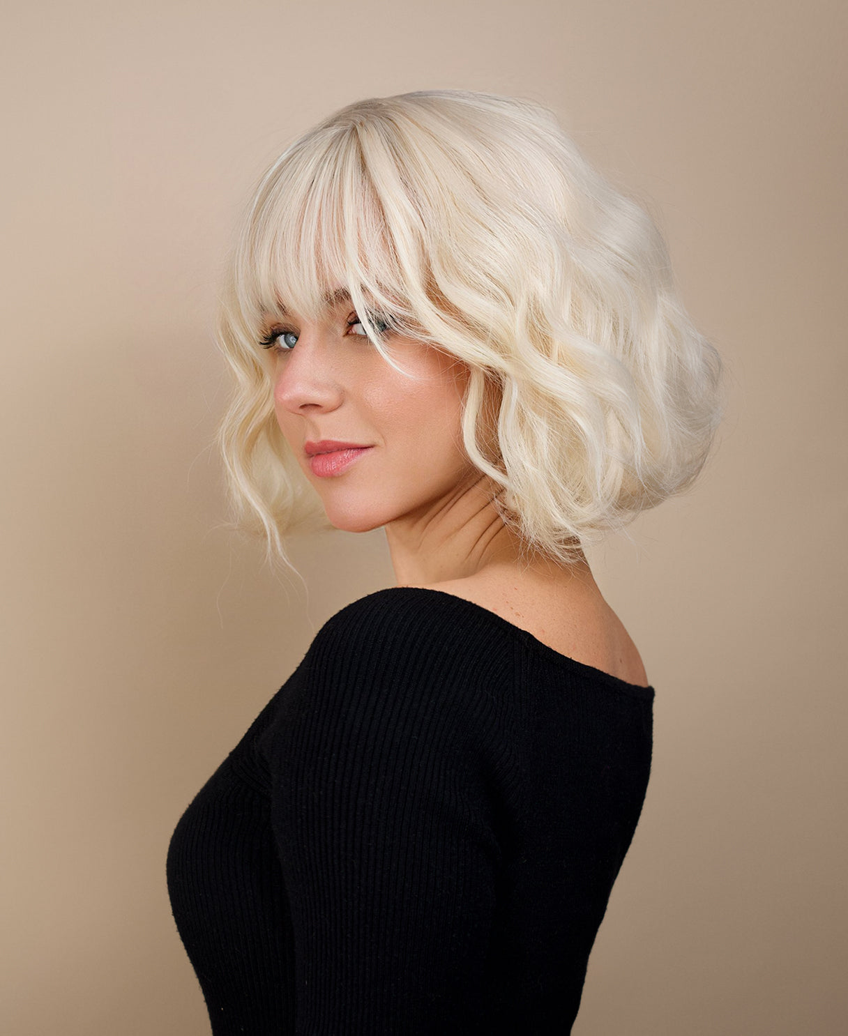 vegan fiber wig - 10" white blonde with fringe.