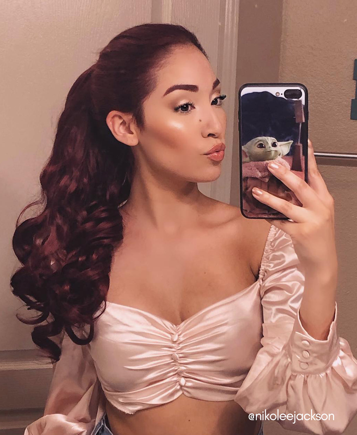 ponytail - cherry red.