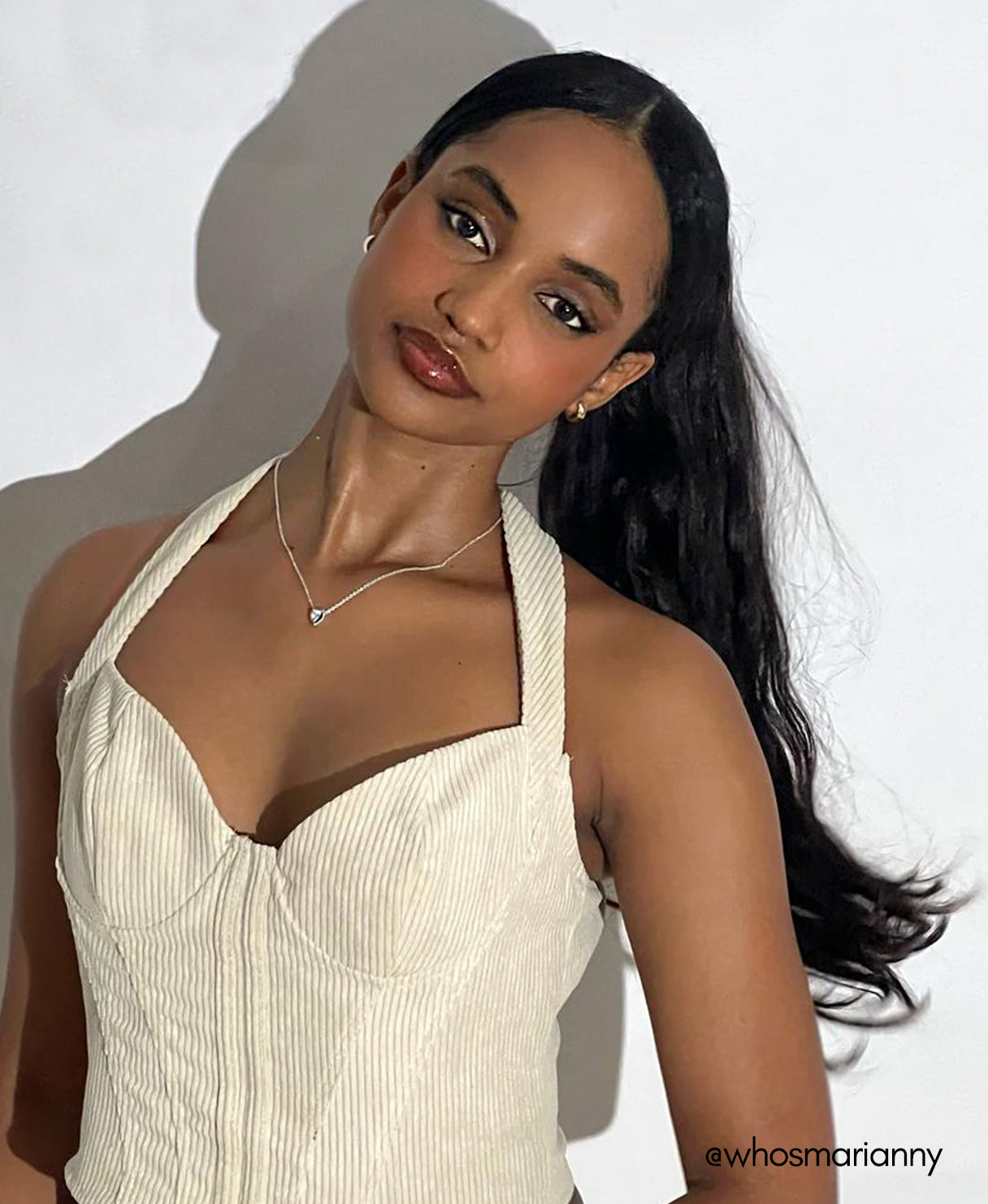 ponytail - jet black.