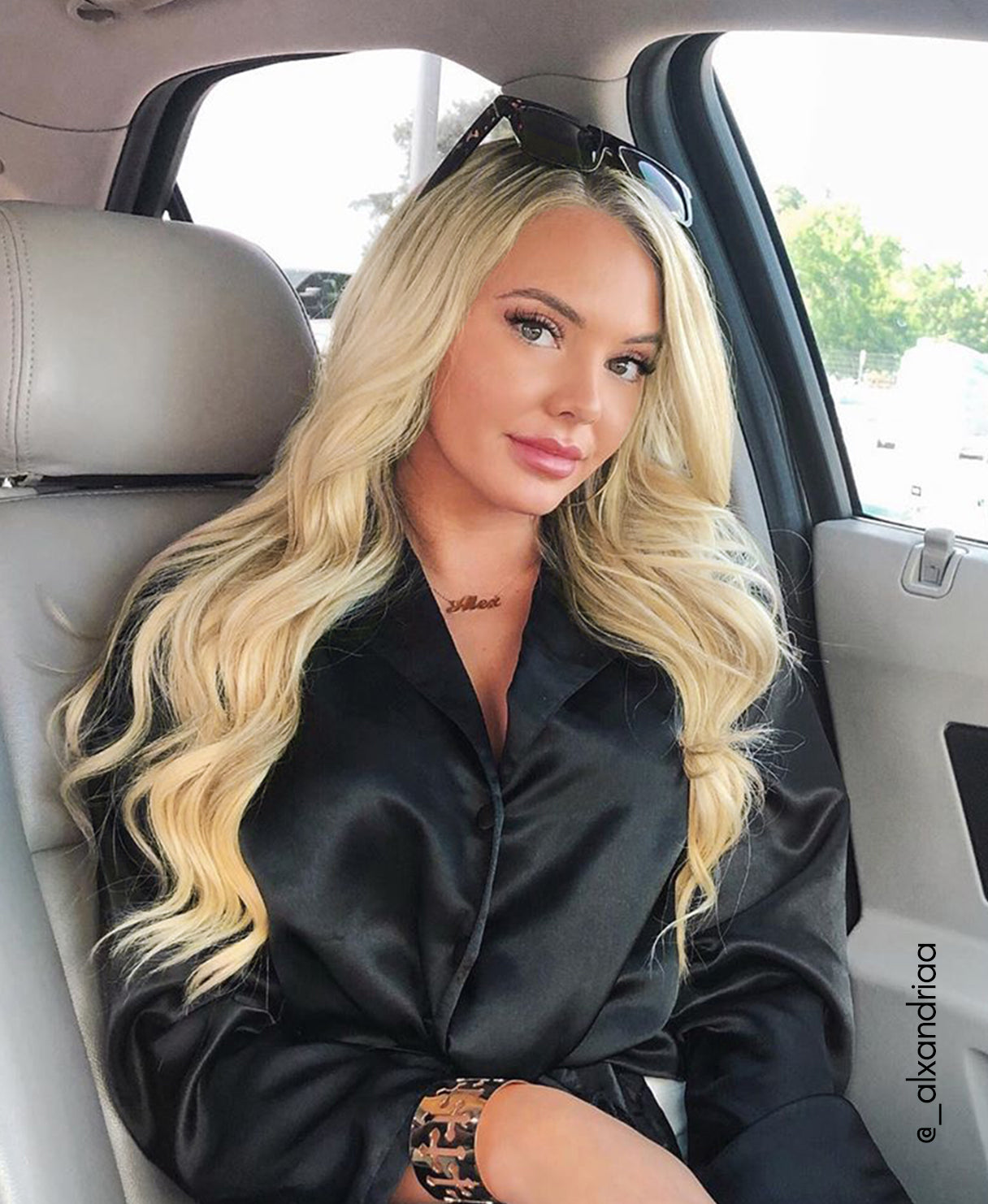 tape-in hair extensions  light blonde.